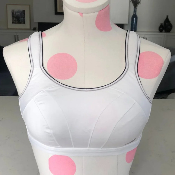 Triumph Triaction Activewear Nylon Sports Bra White Blk Grey Sz 34/75B NWOT - Picture 11 of 11